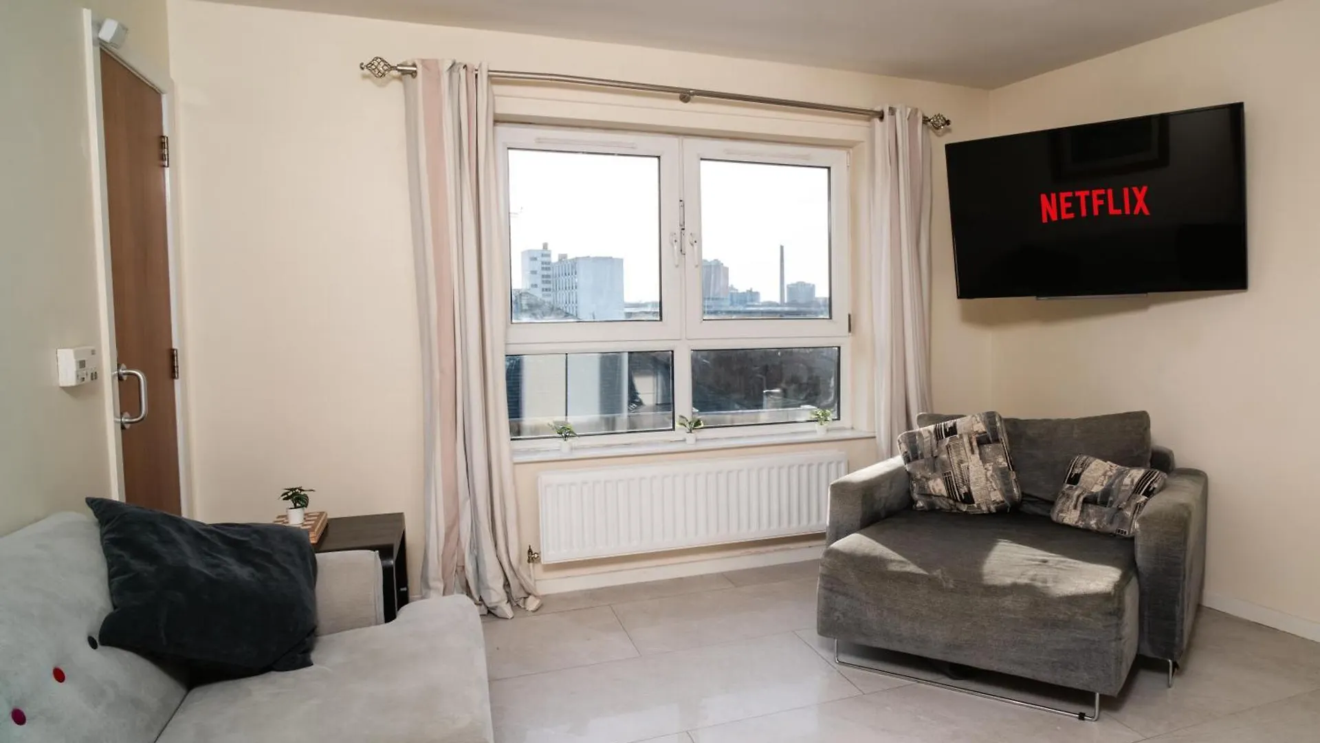 Central Apartment In Belfast City Centre Birleşik Krallık